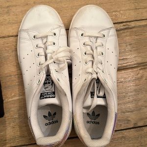 Stan Smith (Adidas) sneakers women’s size 5 - great for teens!